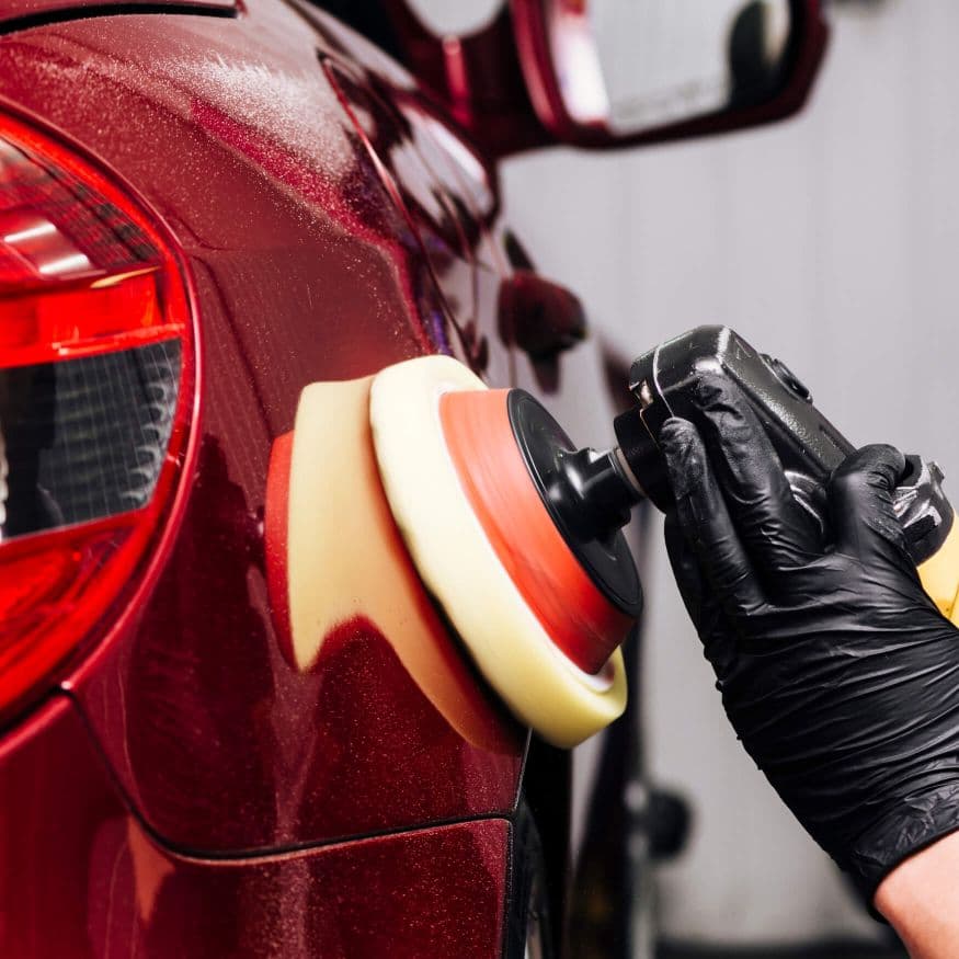 Echipa noastră de specialiști în curățare auto profesională